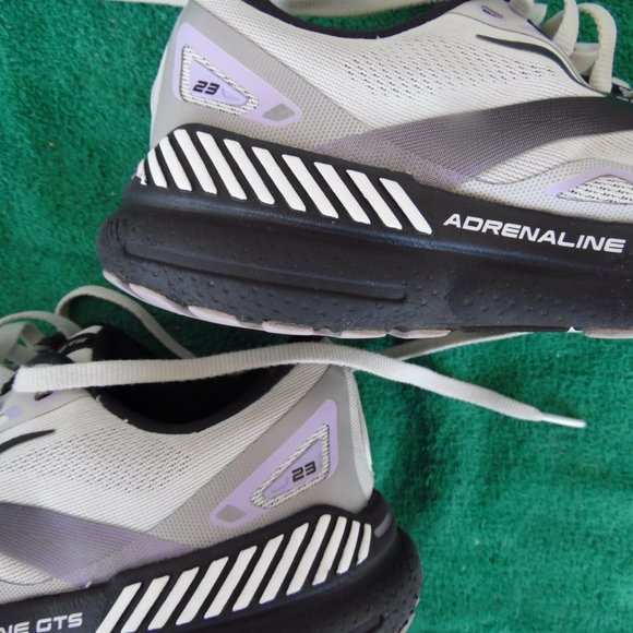 BROOKS SIZE 9 NARROW (2A) RUNNING SHOES WOMENS ADRENALINE 23 GTS - Picture 11 of 14